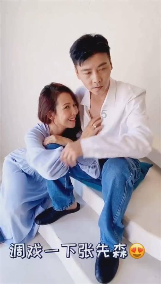 一个男生喜欢我怎么办，不知道会不会喜欢他？游戏画面